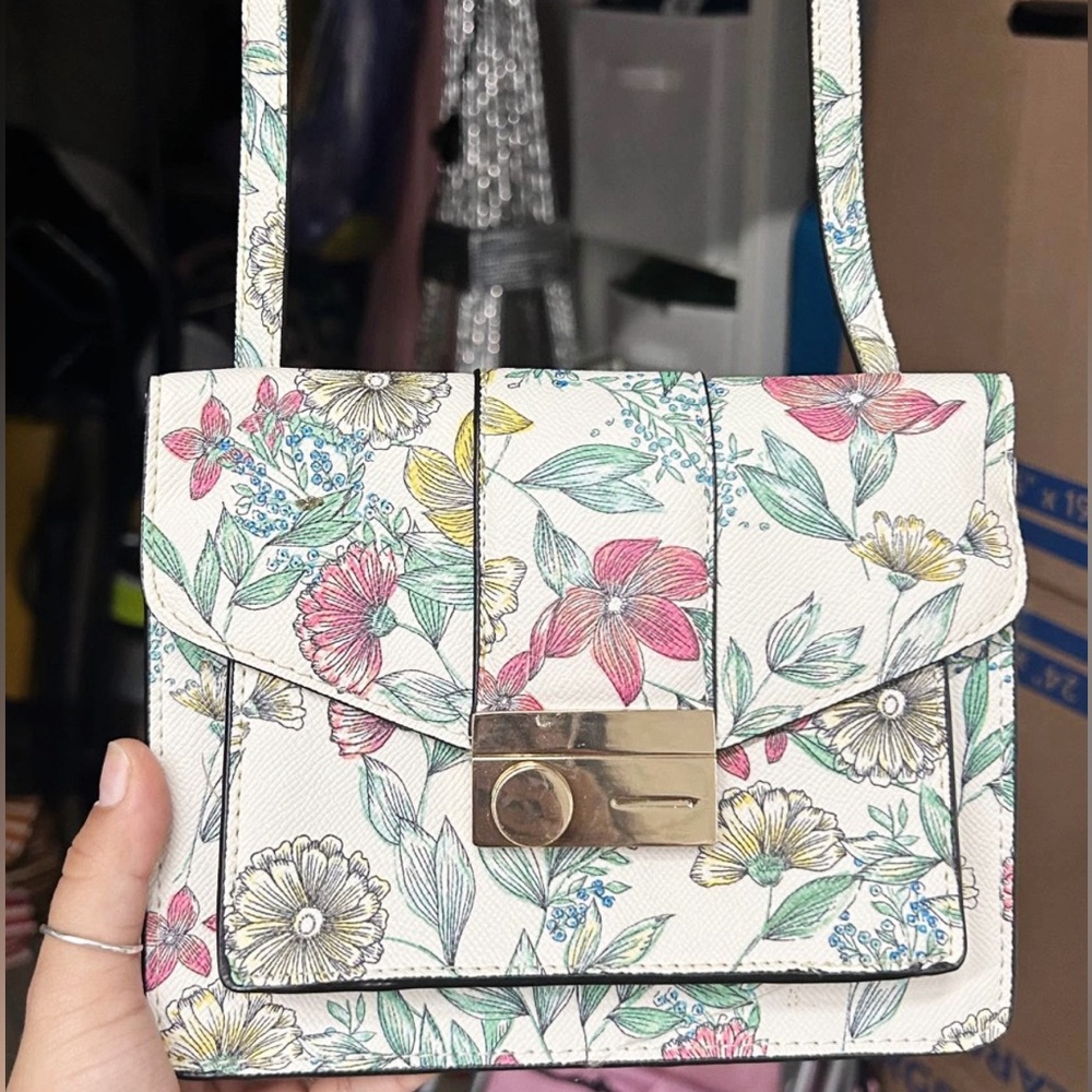 Lux Floral Print Crossbody Purse with Gold Clasp
